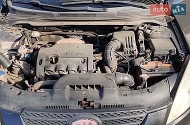 Хэтчбек Kia Ceed 2008 в Киеве