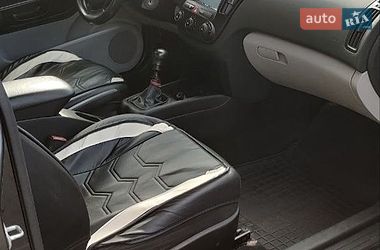 Хэтчбек Kia Ceed 2008 в Киеве