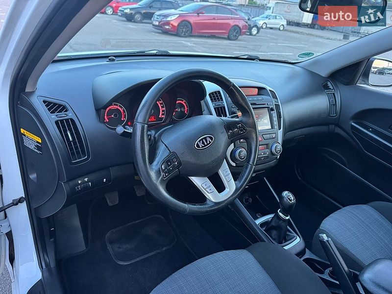 Універсал Kia Ceed 2012 в Білій Церкві