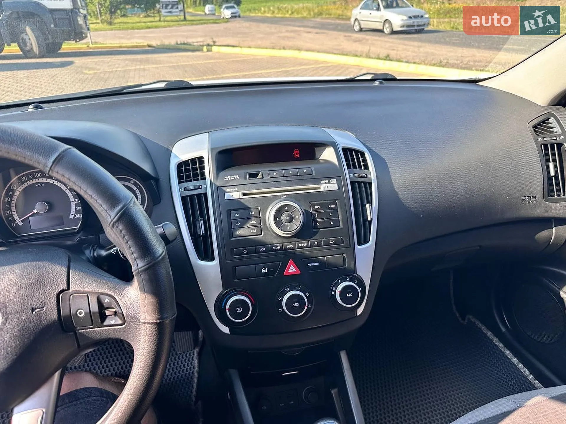 2010 Kia Cee'd - мініатюра 11