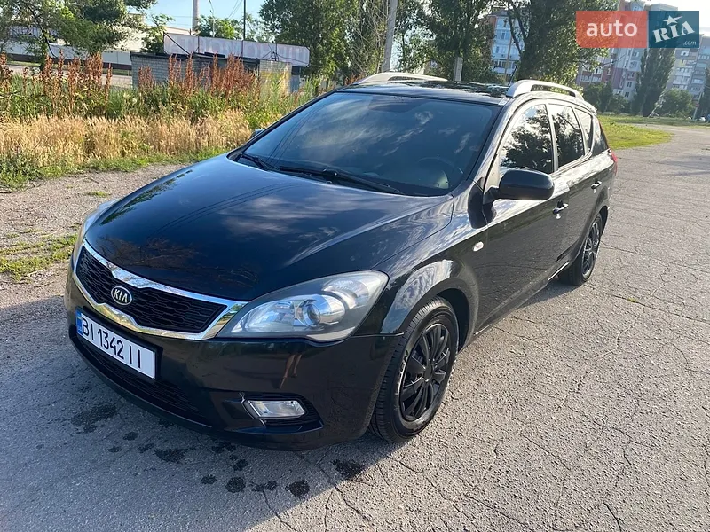 Kia Ceed 2011