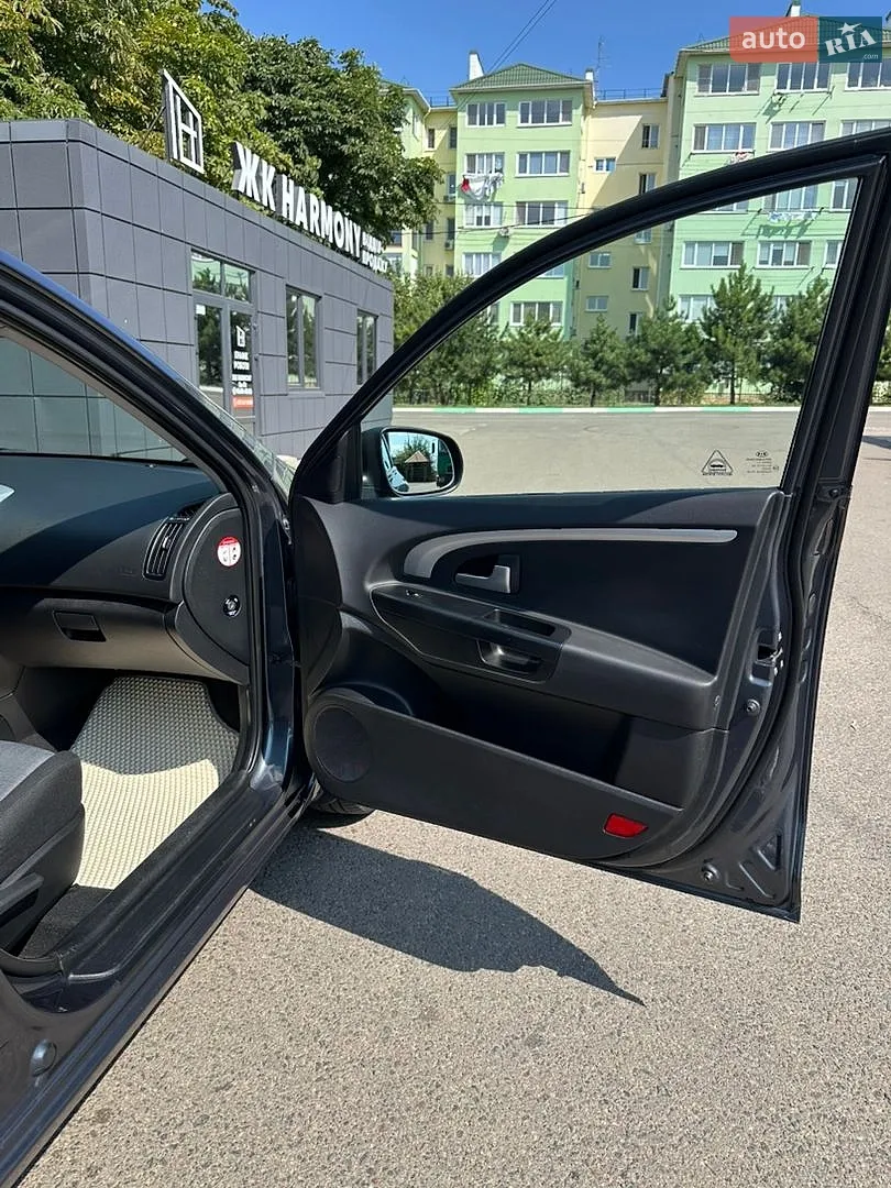 2012 Kia Cee'd - мініатюра 12