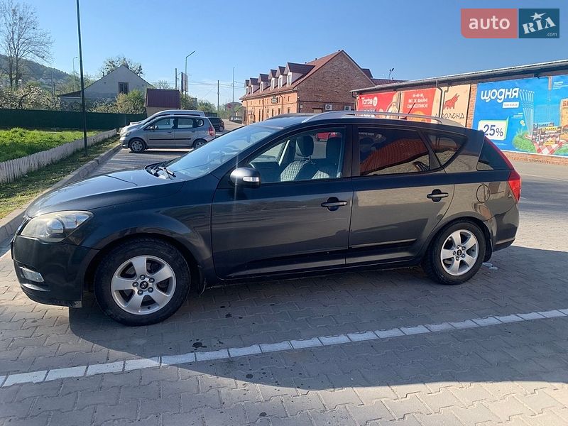 Универсал Kia Ceed 2010 в Бережанах