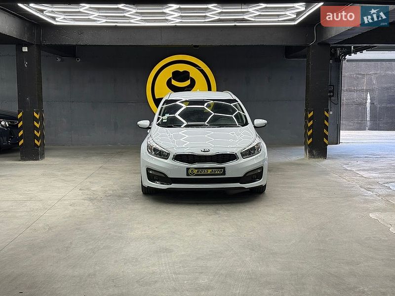 Универсал Kia Ceed 2017 в Черновцах