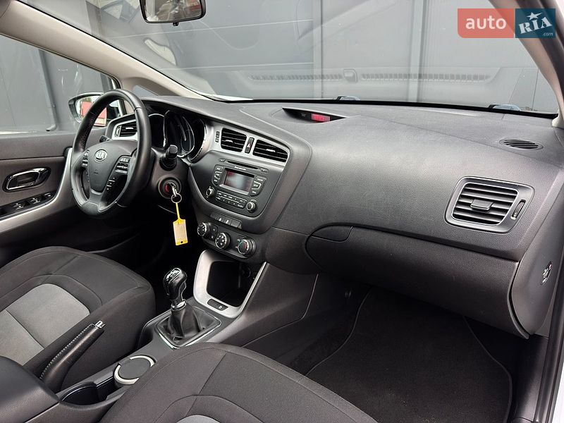 Універсал Kia Ceed 2014 в Луцьку фото 27 Універсал Kia Ceed 2014 в Луцьку