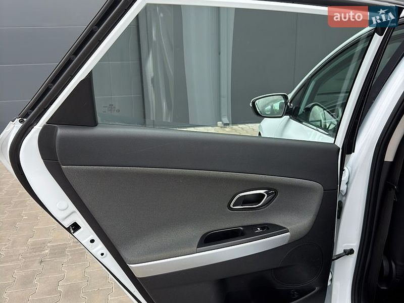 Універсал Kia Ceed 2014 в Луцьку фото 36 Універсал Kia Ceed 2014 в Луцьку