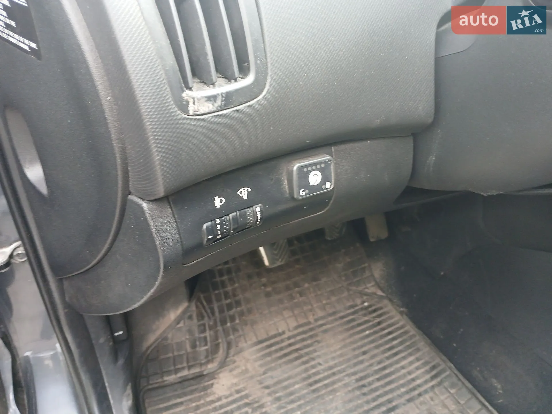 2010 Kia Cee'd - мініатюра 10