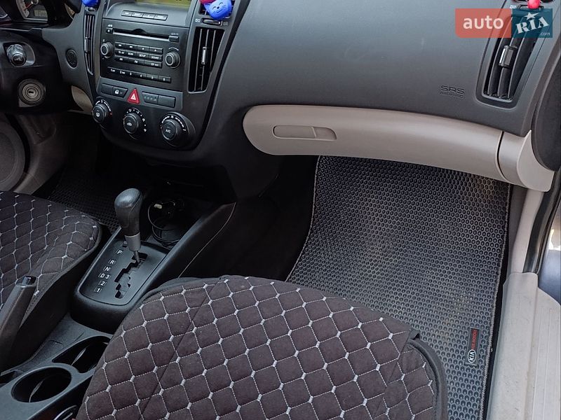 Хетчбек Kia Ceed 2008 в Львові