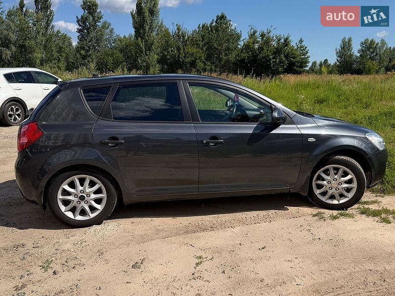 Хэтчбек Kia Ceed 2007 в Обухове фото 7 Хэтчбек Kia Ceed 2007 в Обухове