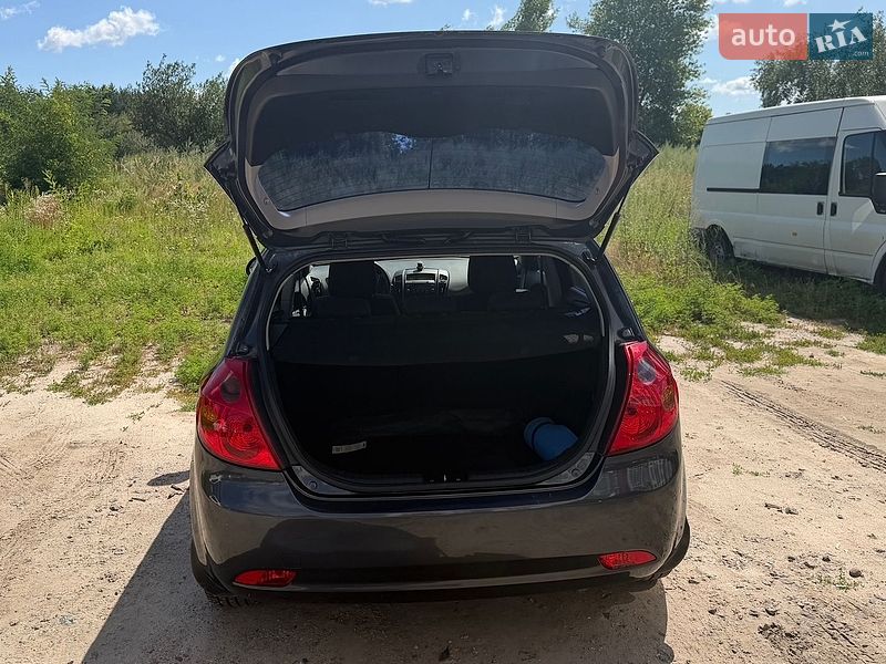 Хэтчбек Kia Ceed 2007 в Обухове фото 9 Хэтчбек Kia Ceed 2007 в Обухове