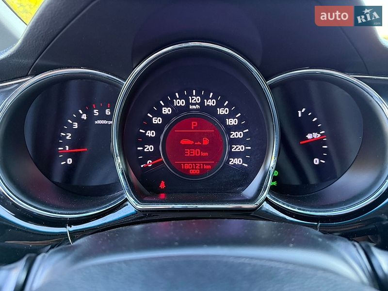 Хэтчбек Kia Ceed 2016 в Луцке