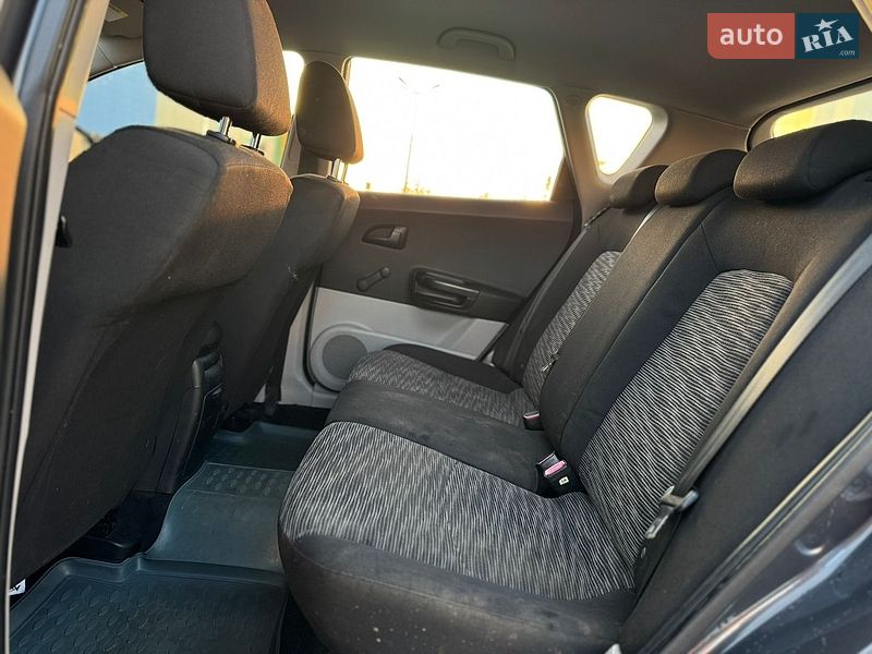 Хетчбек Kia Ceed 2008 в Києві