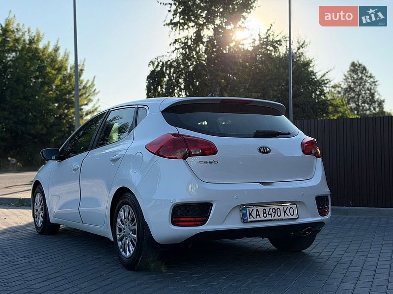 Хэтчбек Kia Ceed 2017 в Виннице