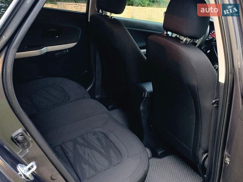 Хетчбек Kia Ceed 2016 в Запоріжжі