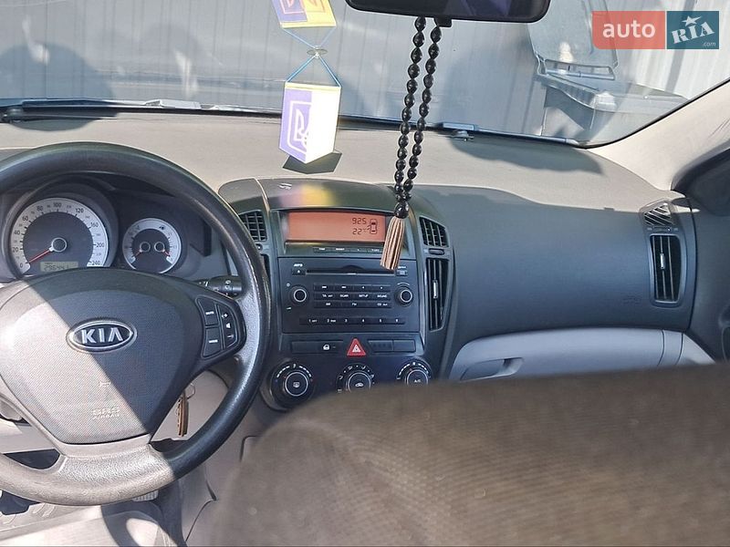 Універсал Kia Ceed 2008 в Одесі фото 4 Універсал Kia Ceed 2008 в Одесі
