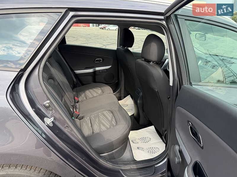 Універсал Kia Ceed 2015 в Києві