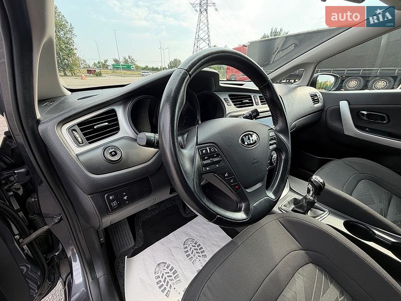 Універсал Kia Ceed 2015 в Києві