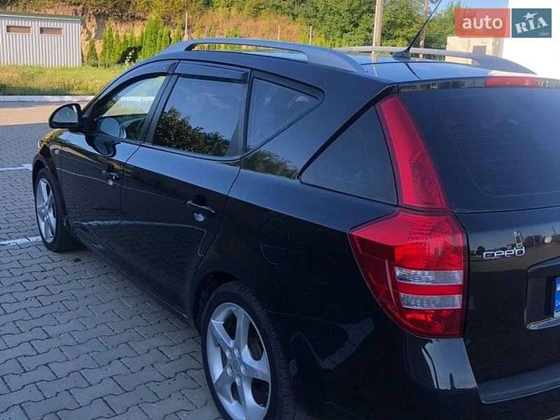 Універсал Kia Ceed 2008 в Іванові