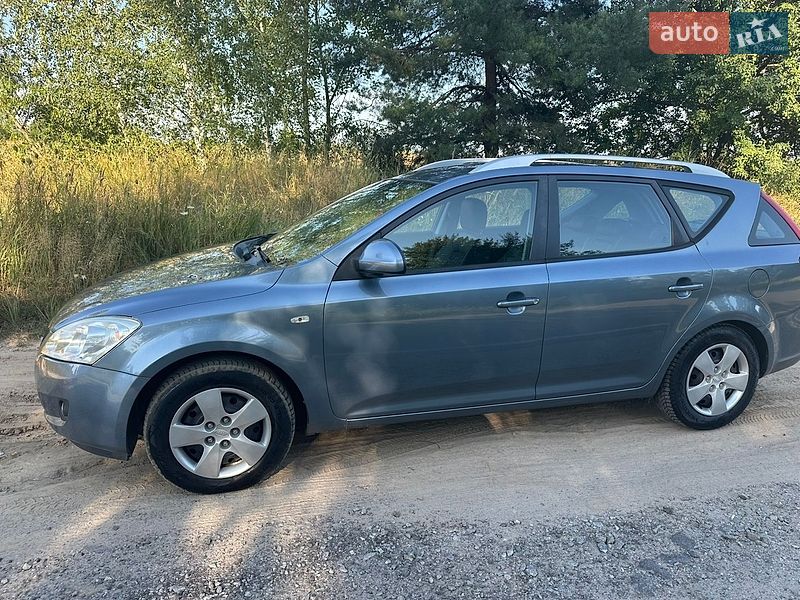 Универсал Kia Ceed 2009 в Киеве