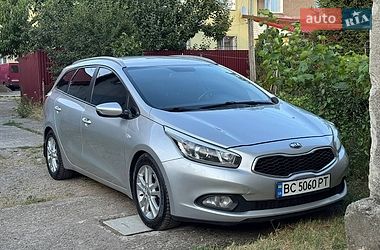 Универсал Kia Ceed 2013 в Стрые