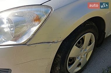 Хэтчбек Kia Ceed 2008 в Виннице