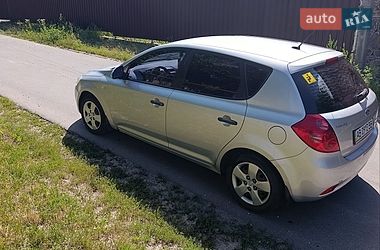 Хэтчбек Kia Ceed 2008 в Виннице