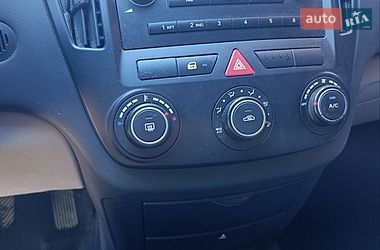 Хэтчбек Kia Ceed 2008 в Виннице