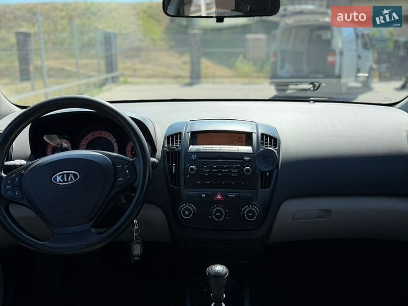 Хетчбек Kia Ceed 2009 в Мукачевому