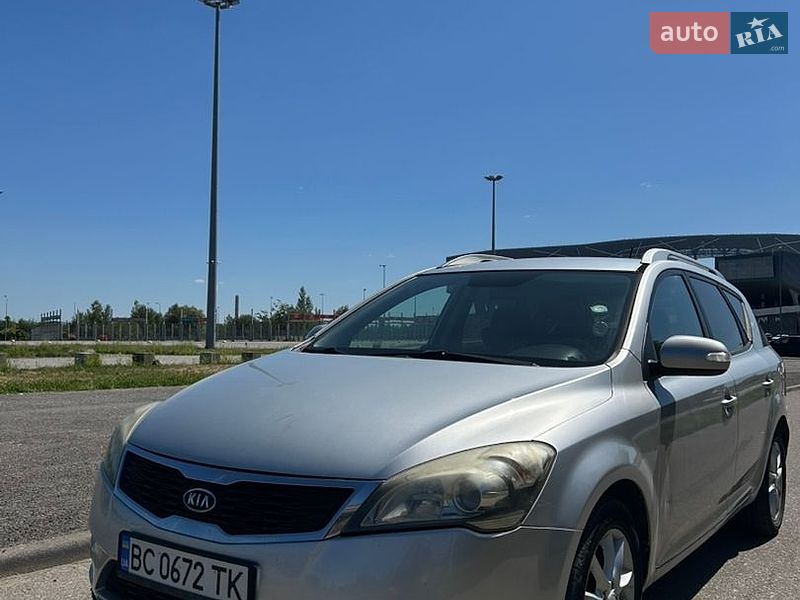 Універсал Kia Ceed 2011 в Львові
