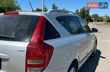 Універсал Kia Ceed 2011 в Львові