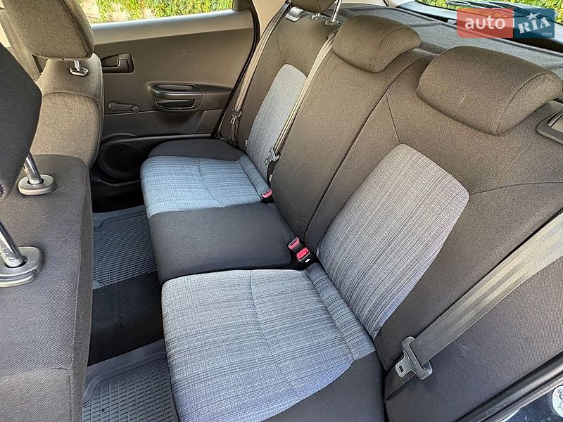 Хетчбек Kia Ceed 2009 в Дніпрі