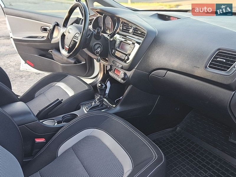 Хэтчбек Kia Ceed 2018 в Обухове