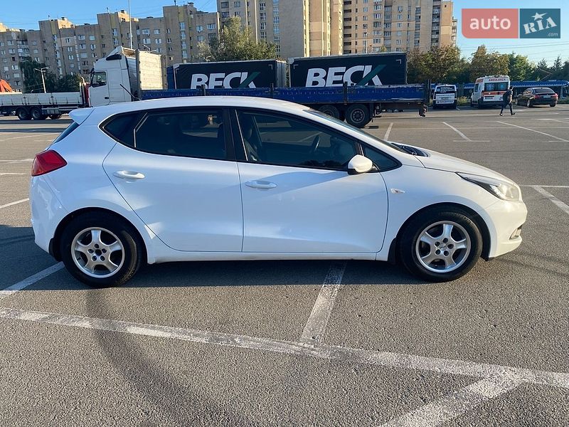 Хэтчбек Kia Ceed 2013 в Киеве фото 6 Хэтчбек Kia Ceed 2013 в Киеве