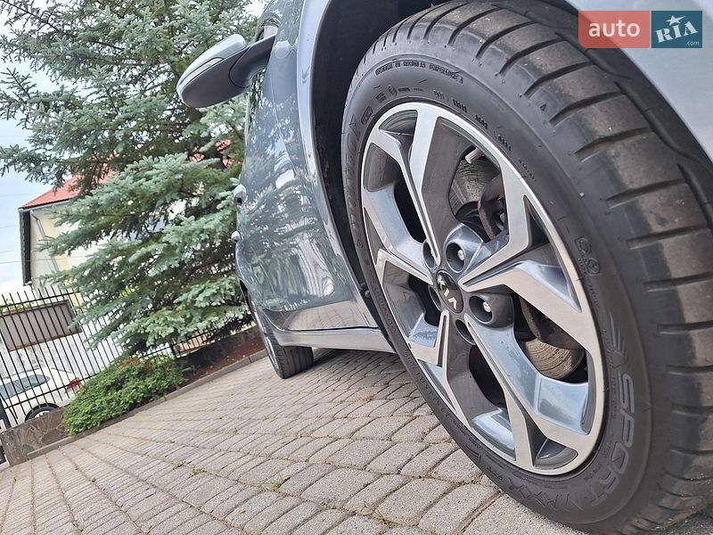 Універсал Kia Ceed 2018 в Сваляві