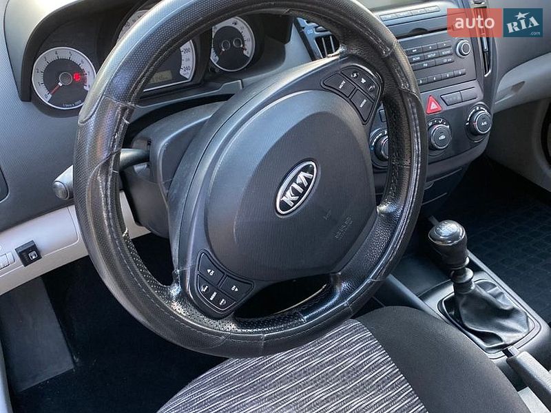 Универсал Kia Ceed 2008 в Киеве фото 28 Универсал Kia Ceed 2008 в Киеве