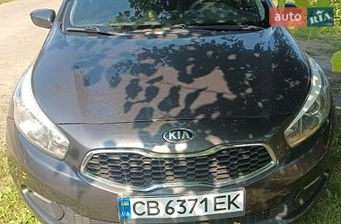 Хэтчбек Kia Ceed 2013 в Чернигове фото 3 Хэтчбек Kia Ceed 2013 в Чернигове