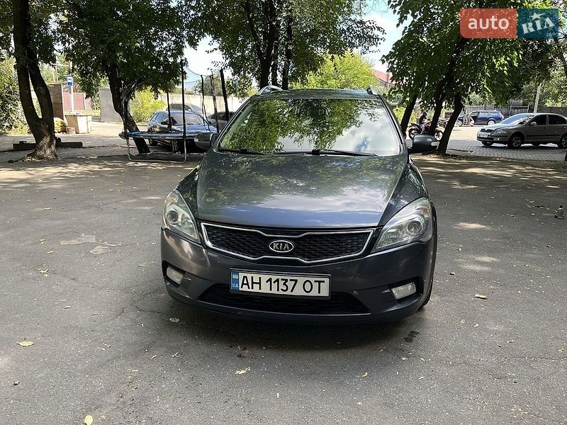 Универсал Kia Ceed 2010 в Павлограде