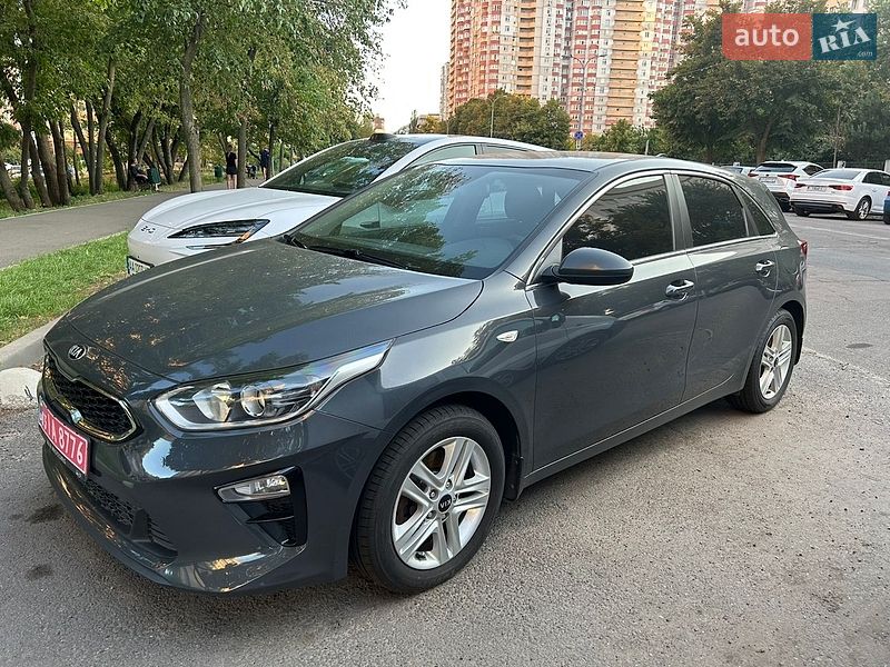 Хэтчбек Kia Ceed 2020 в Киеве
