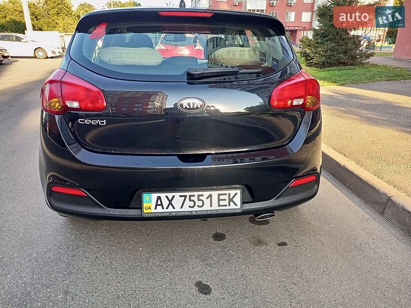 Хетчбек Kia Ceed 2013 в Харкові