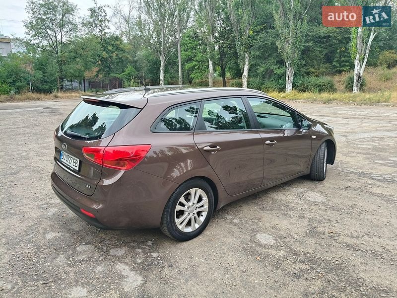 Універсал Kia Ceed 2012 в Запоріжжі
