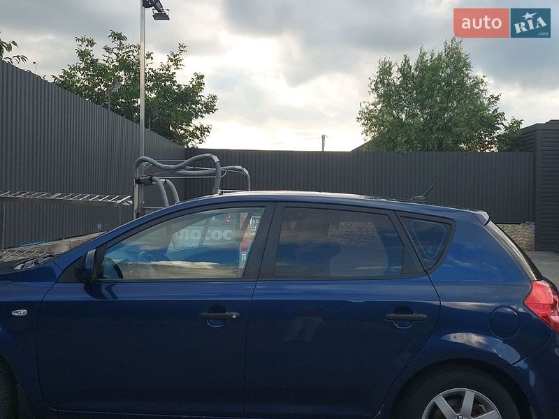 Хэтчбек Kia Ceed 2007 в Тернополе