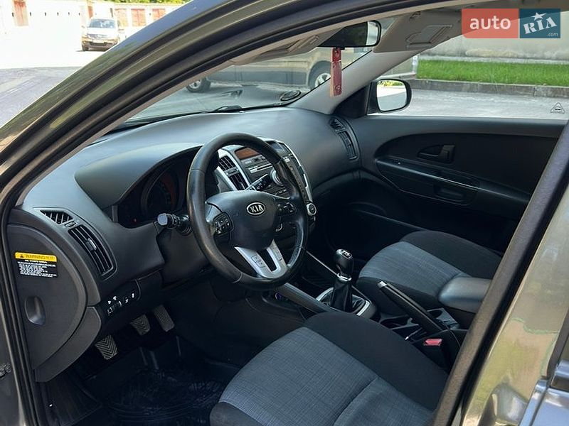 Універсал Kia Ceed 2009 в Чернівцях
