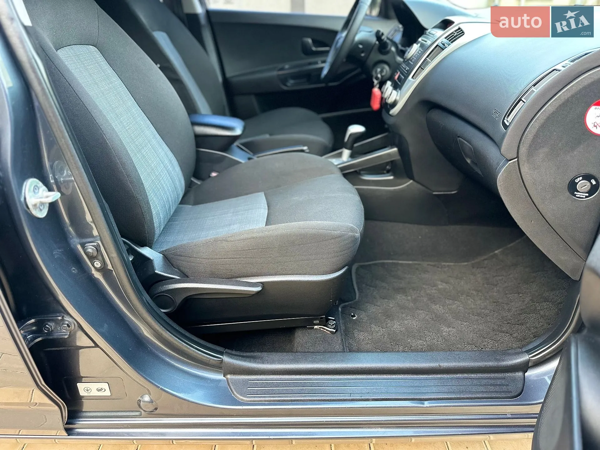 2010 Kia Cee'd - мініатюра 39