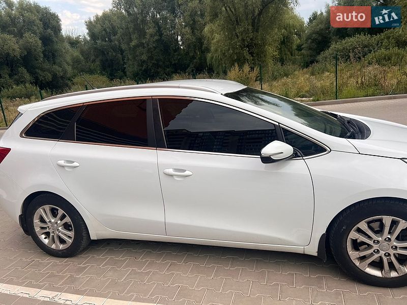 Универсал Kia Ceed 2013 в Хмельницком