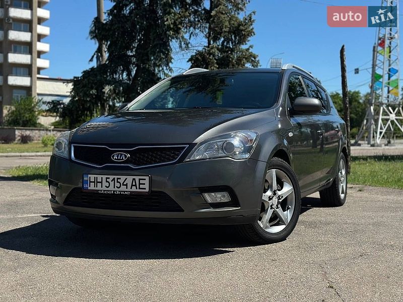 Универсал Kia Ceed 2010 в Николаеве