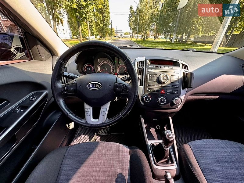 Універсал Kia Ceed 2011 в Києві