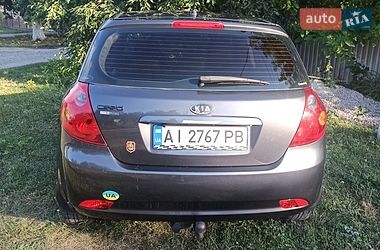 Хэтчбек Kia Ceed 2008 в Згуровке
