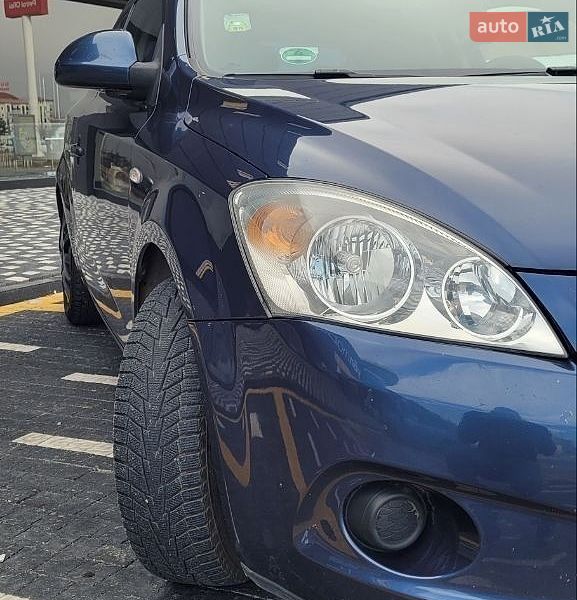 Хетчбек Kia Ceed 2009 в Гостомелі