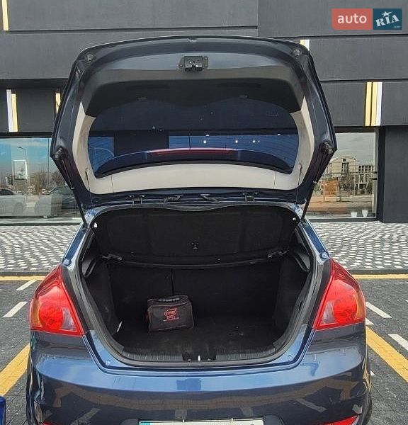 Хетчбек Kia Ceed 2009 в Гостомелі