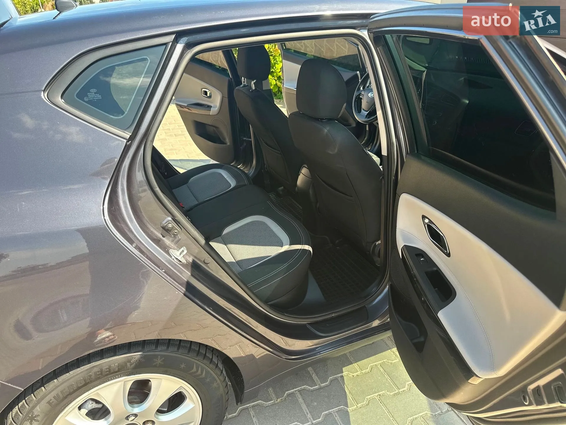 2014 Kia Cee'd - мініатюра 7